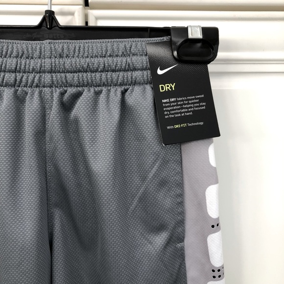 NWT Nike Elite youth basketball shorts - Picture 2 of 10